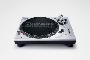 Technics SL-1200MK7