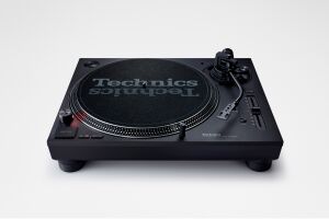 Technics SL-1210MK7