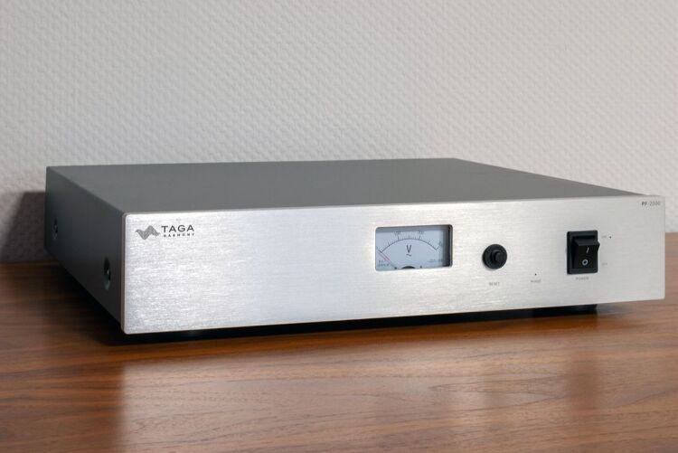 Taga Harmony PF-2000 (2021) (srebrny)